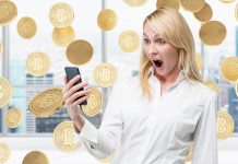 women bitcoin cryptocurrency
